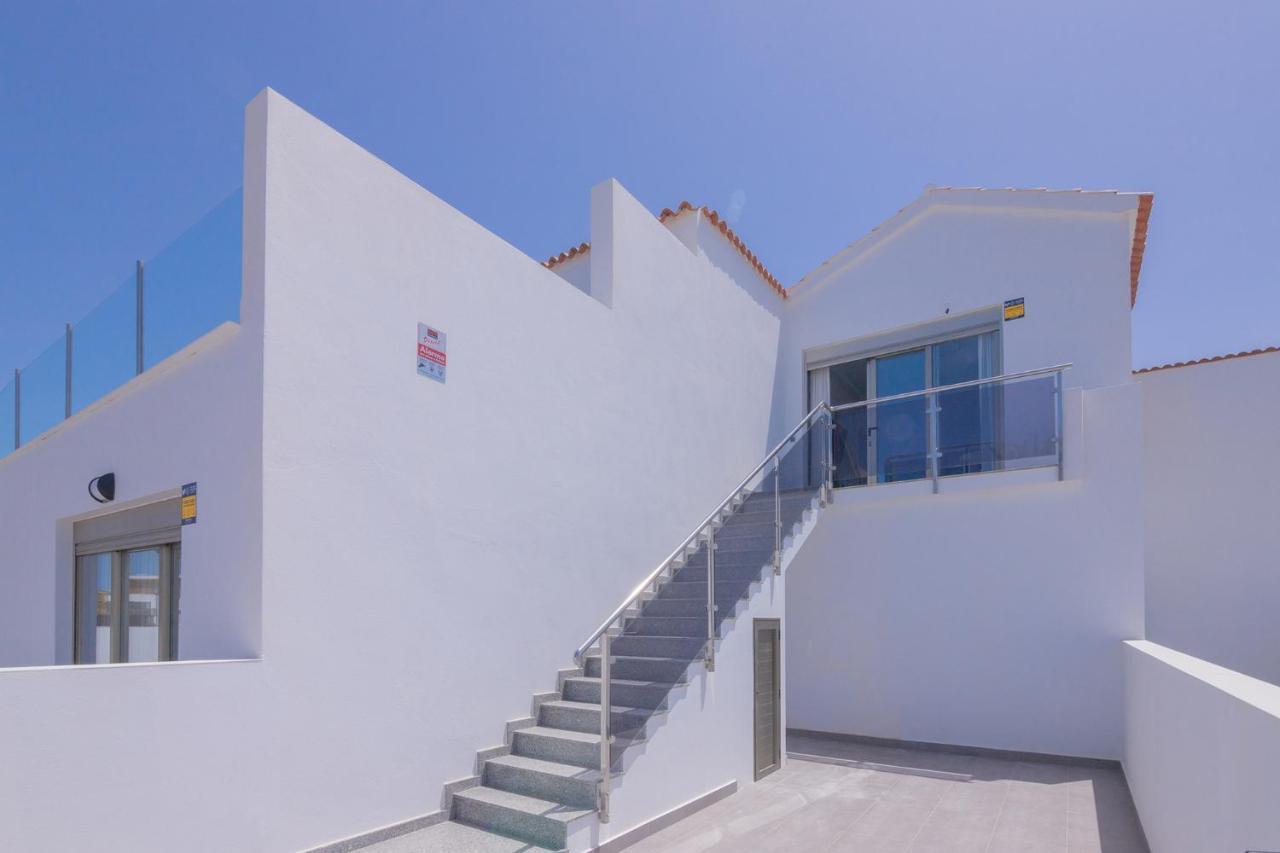 Apartment Holiday 2 Beachfront Corralejo By Holidays Home Экстерьер фото