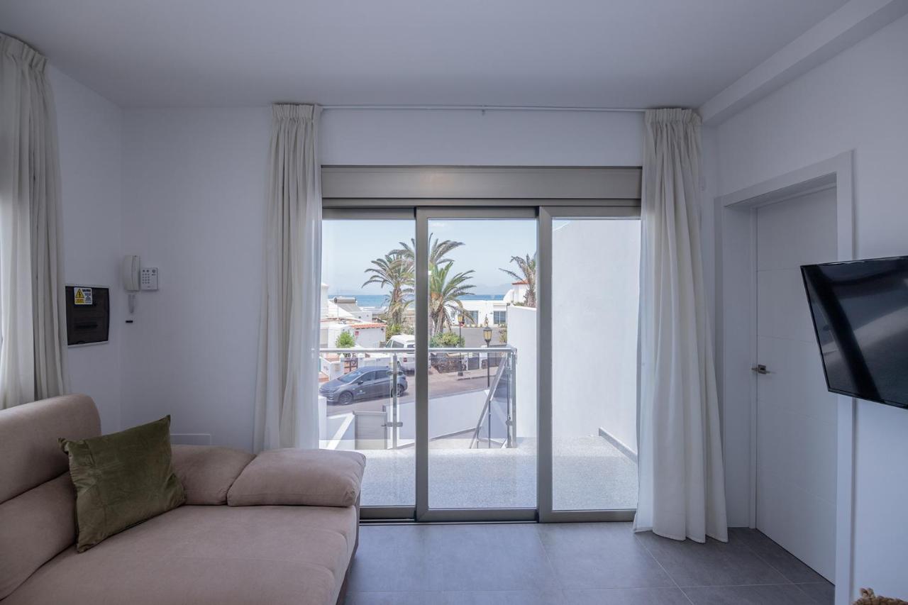 Apartment Holiday 2 Beachfront Corralejo By Holidays Home Экстерьер фото