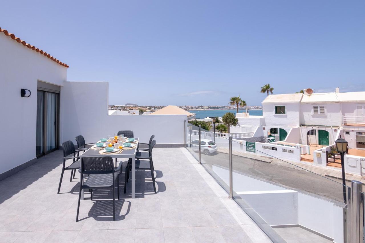 Apartment Holiday 2 Beachfront Corralejo By Holidays Home Экстерьер фото